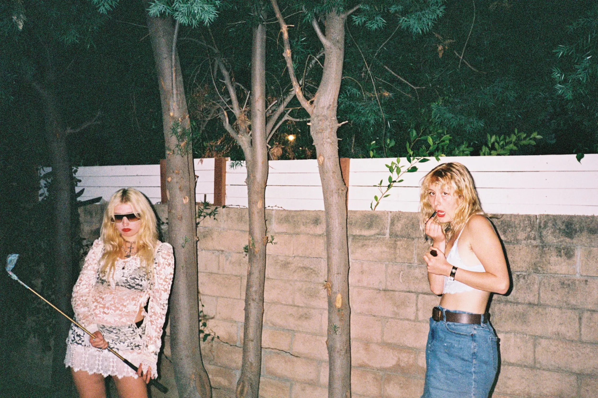 Lambrini Girls ©John Gottfried