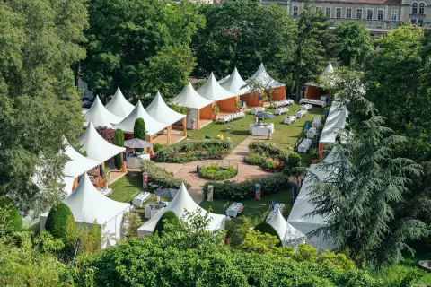 Le Village des Nuits